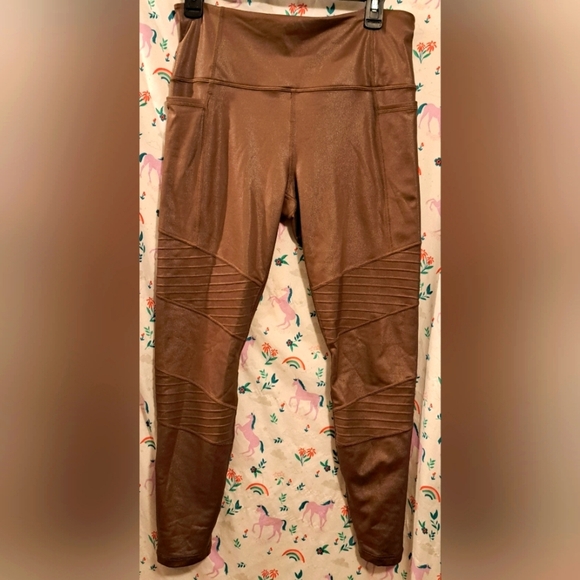 NWOT Athleta Inclination Metallic Copper Moto Goth Gym Yoga Legging Pants SZ M - Picture 1 of 4